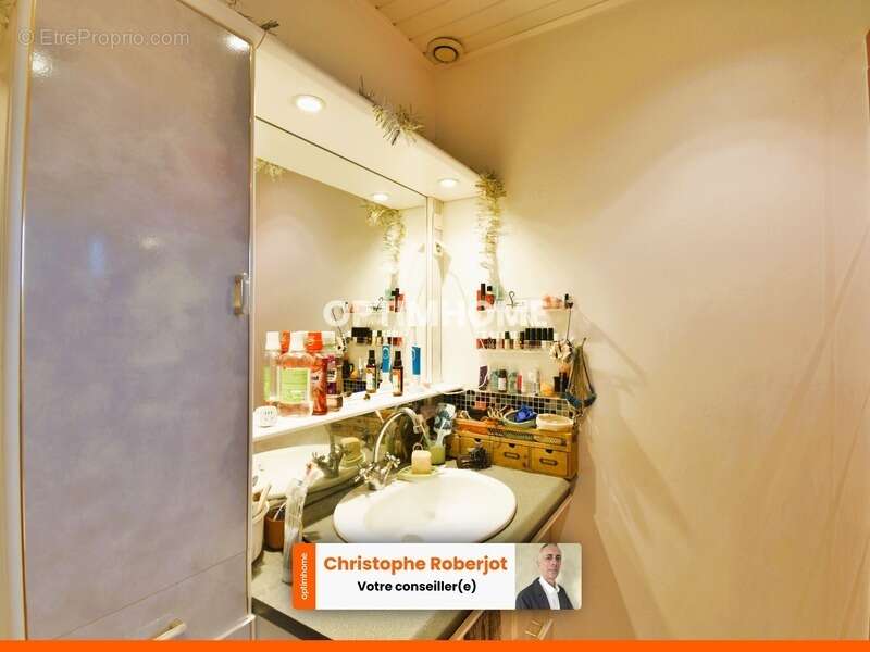 Maison à OUROUX-SUR-SAONE