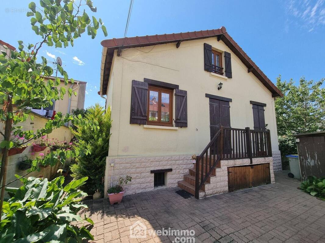 Maison à CHOISY-LE-ROI