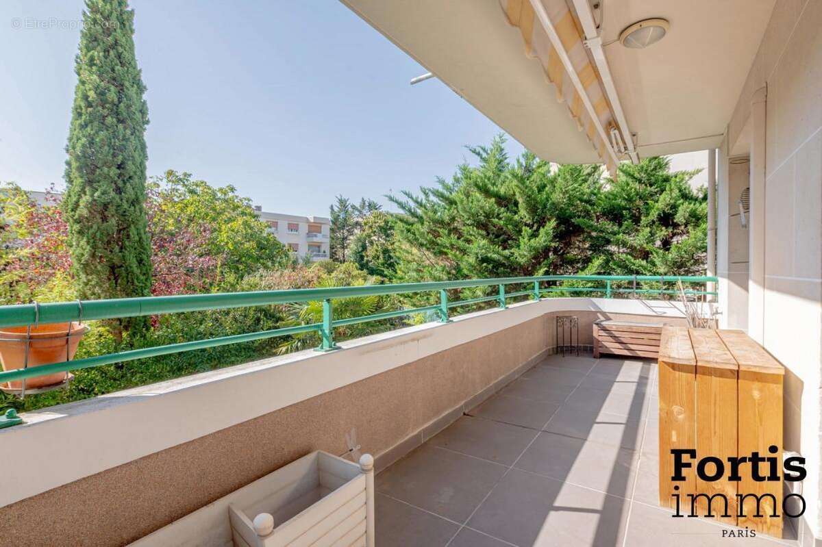 Appartement à LE PERREUX-SUR-MARNE