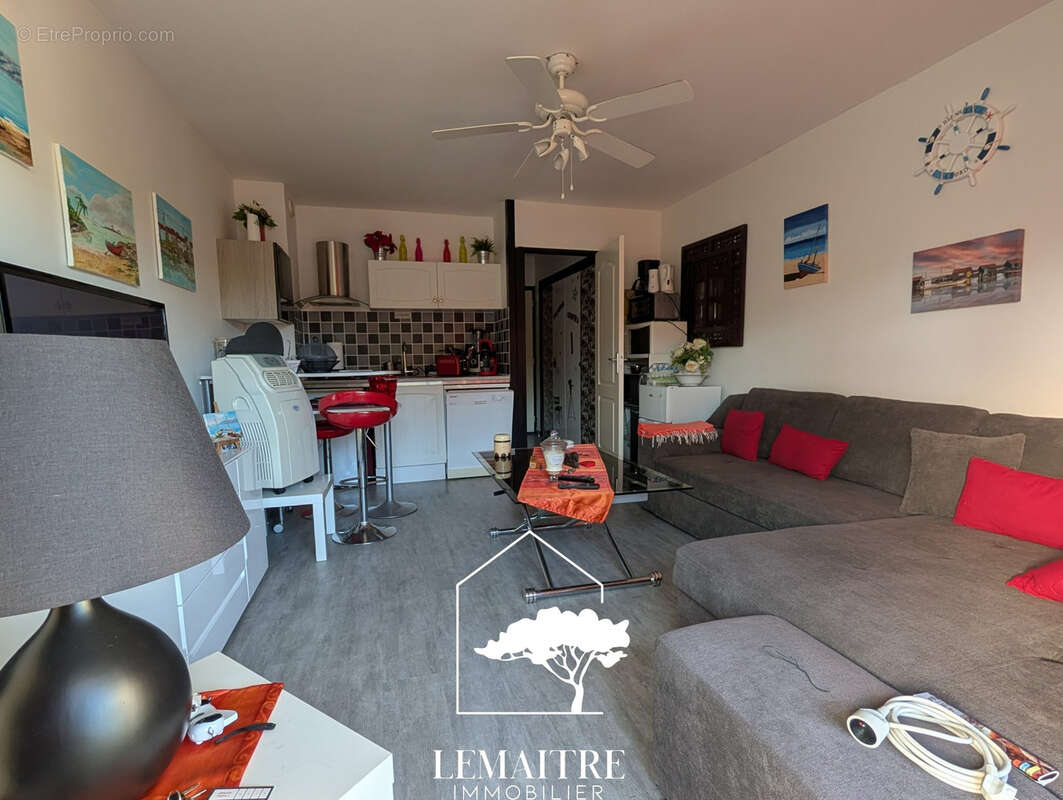 Appartement à LES MATHES