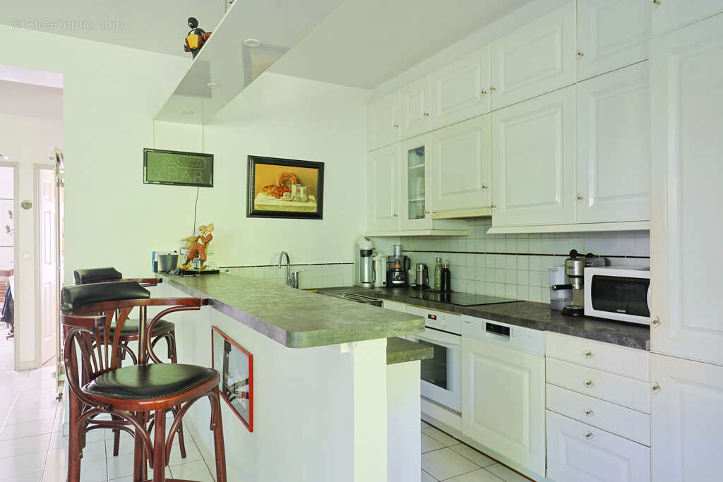 Appartement à MONTROUGE