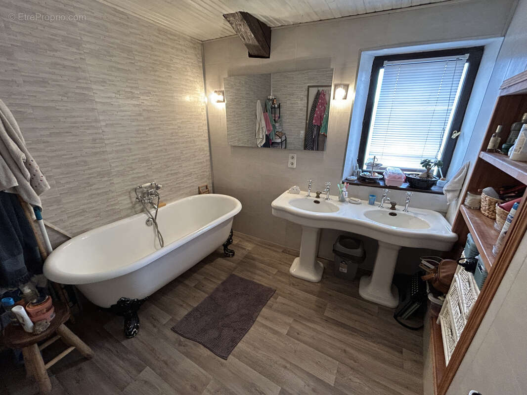 Maison à SEXEY-LES-BOIS