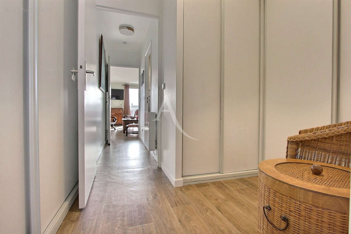 Appartement à ASNIERES-SUR-SEINE