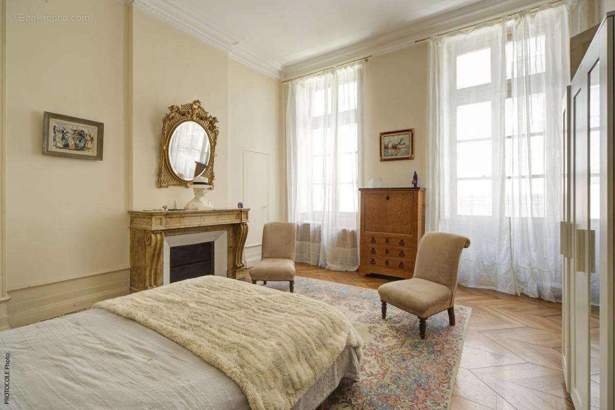 Appartement À Vendre - photo 9