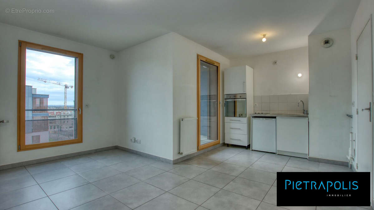 Appartement à LYON-8E