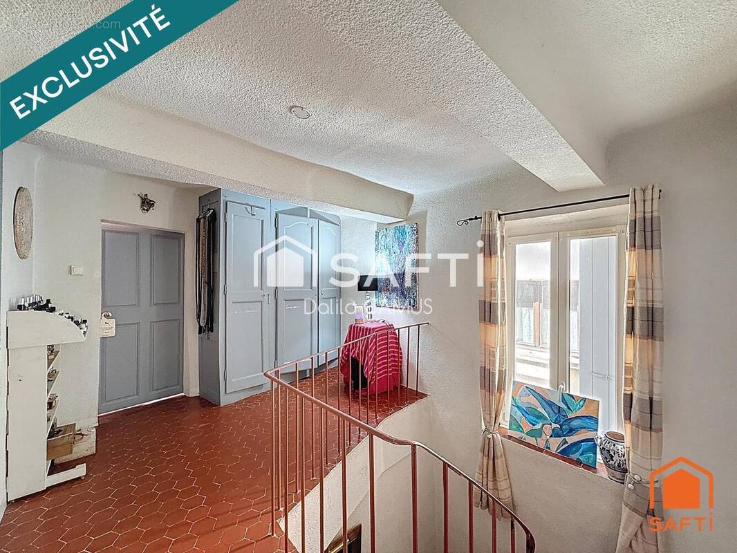 Photo 1 - Maison à REGUSSE