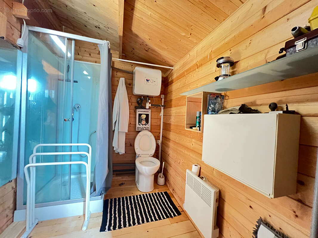 Maison à LES MATHES