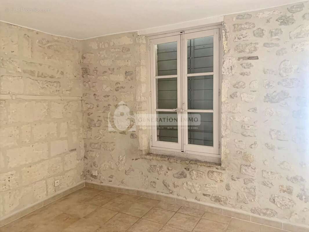 Appartement T2 à vendre sur Arles - photo 3