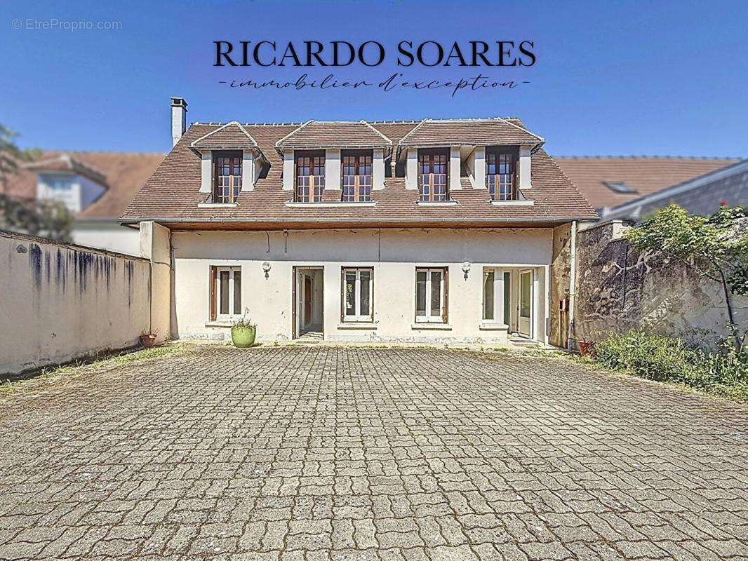 Maison à COMPIEGNE