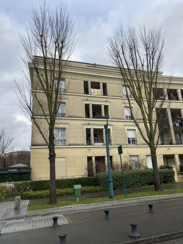 Appartement à SERRIS