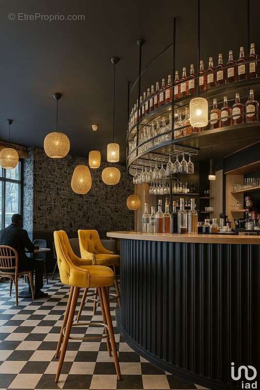 Photo 3 - Commerce à MONTIGNY-LE-BRETONNEUX