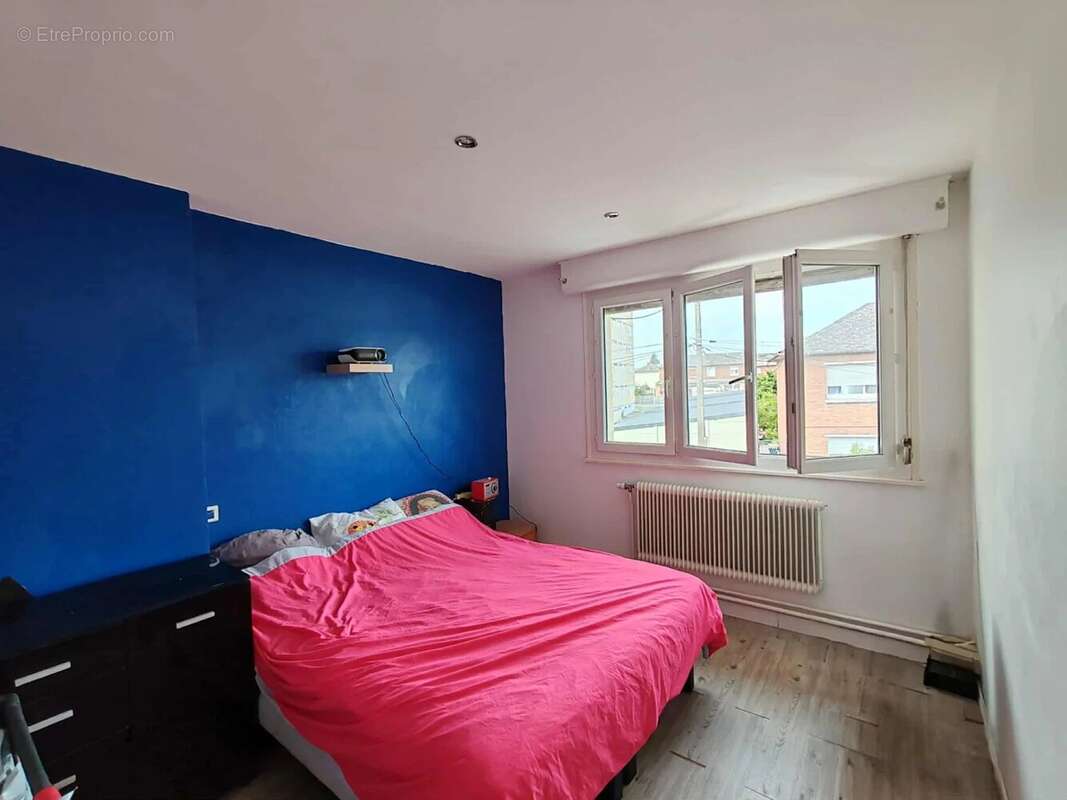 Maison à NEUVILLE-SAINT-REMY