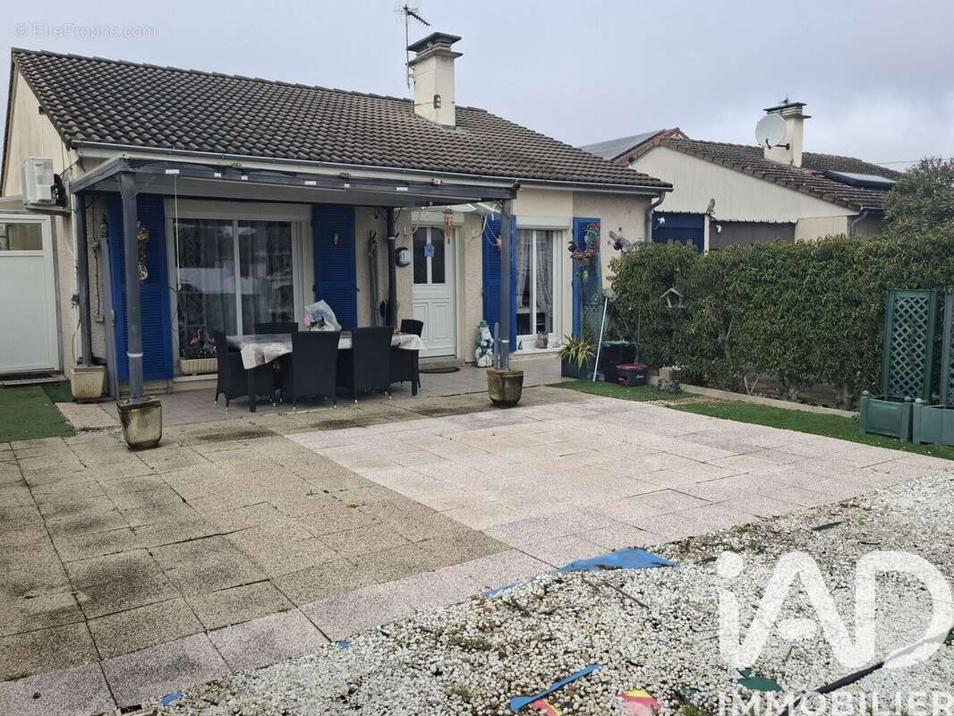 Photo 2 - Maison à SAINT-RAMBERT-D'ALBON