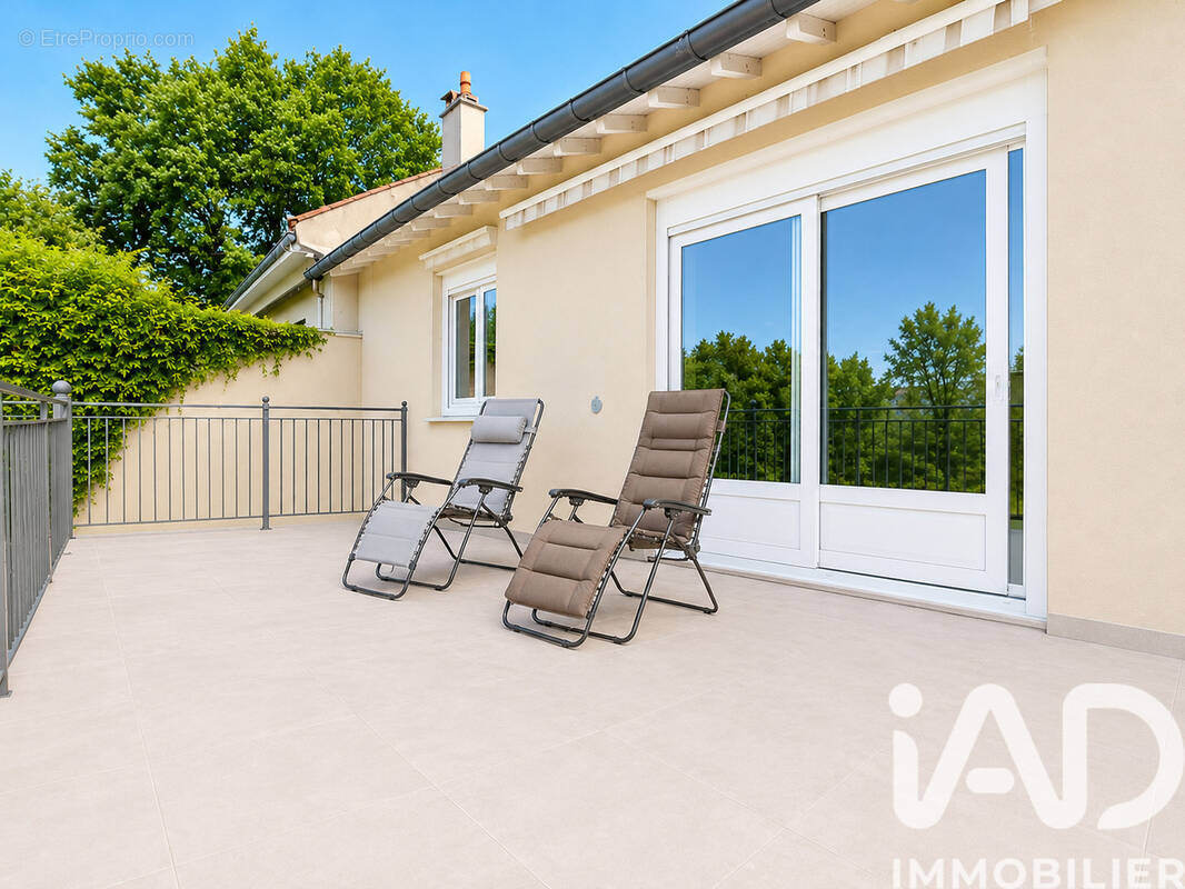 Photo 1 - Maison à CHARTRETTES