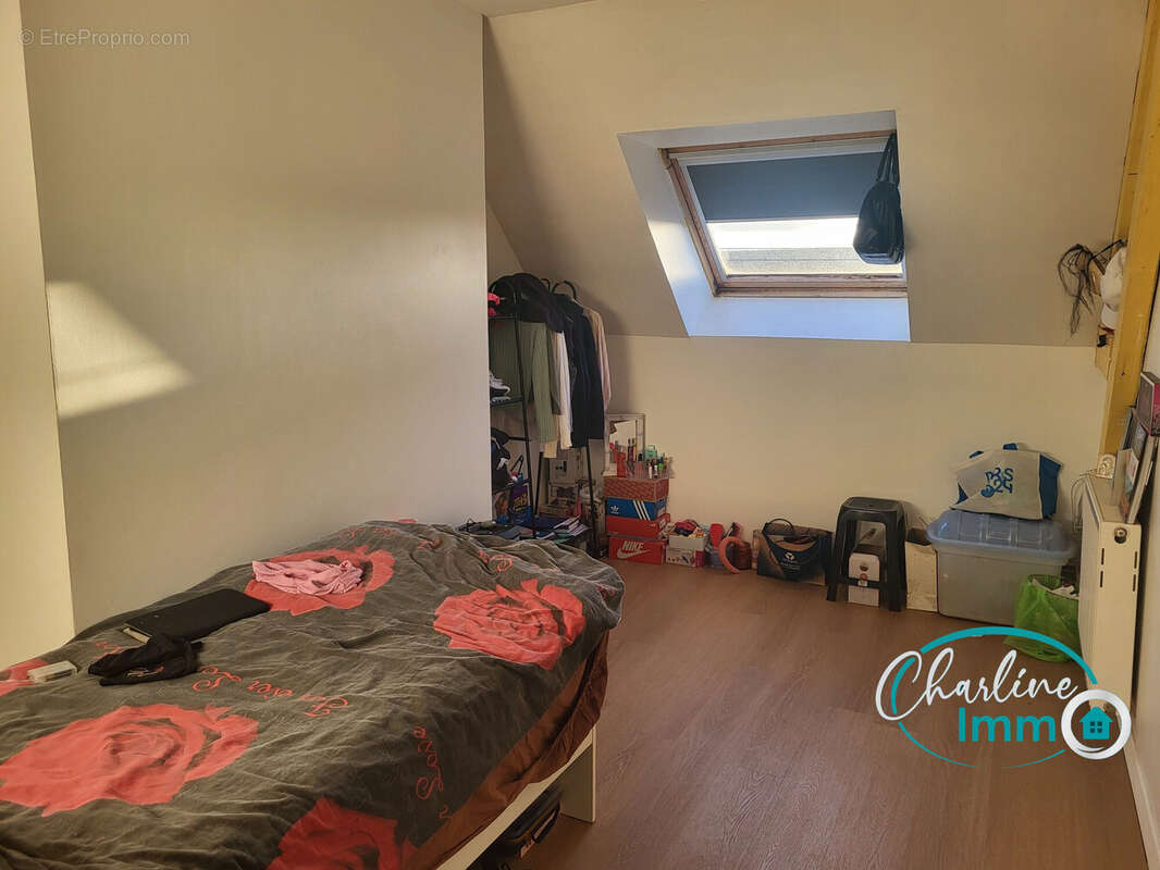 Maison à L&#039;ETOILE