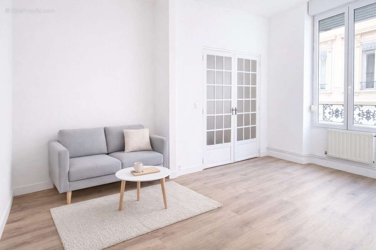 Suggestion d'ameublement - Appartement à LYON-7E