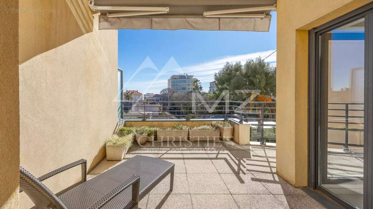 Appartement à CANNES