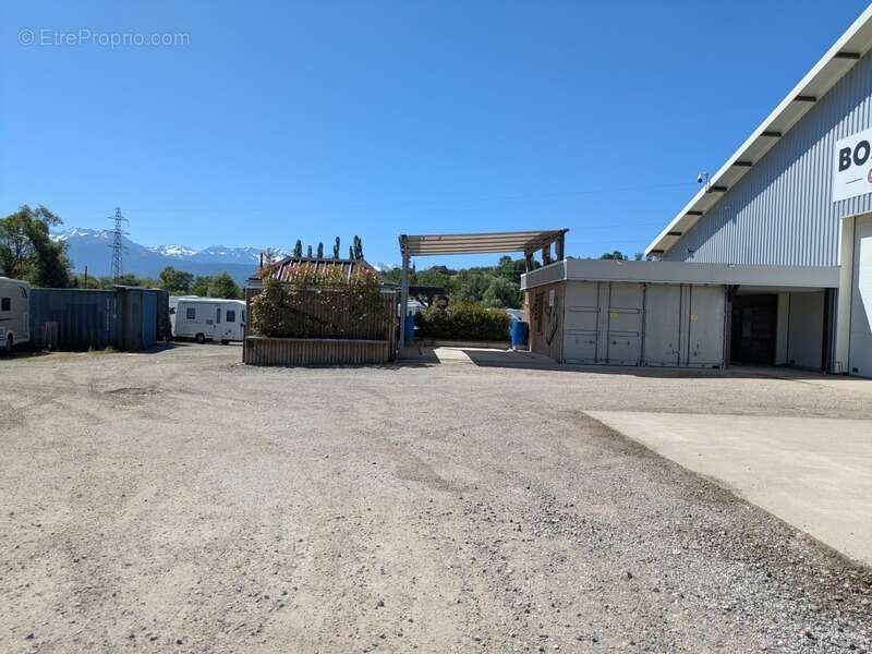 Locaux d'activités et bureaux loués à vendre SAINT JEOIRE PRIEURE (73) - photo 15