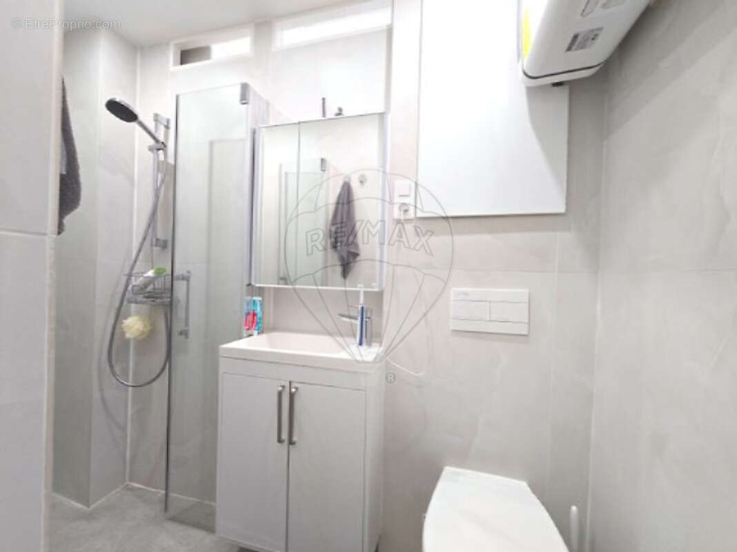 Appartement à PARIS-20E