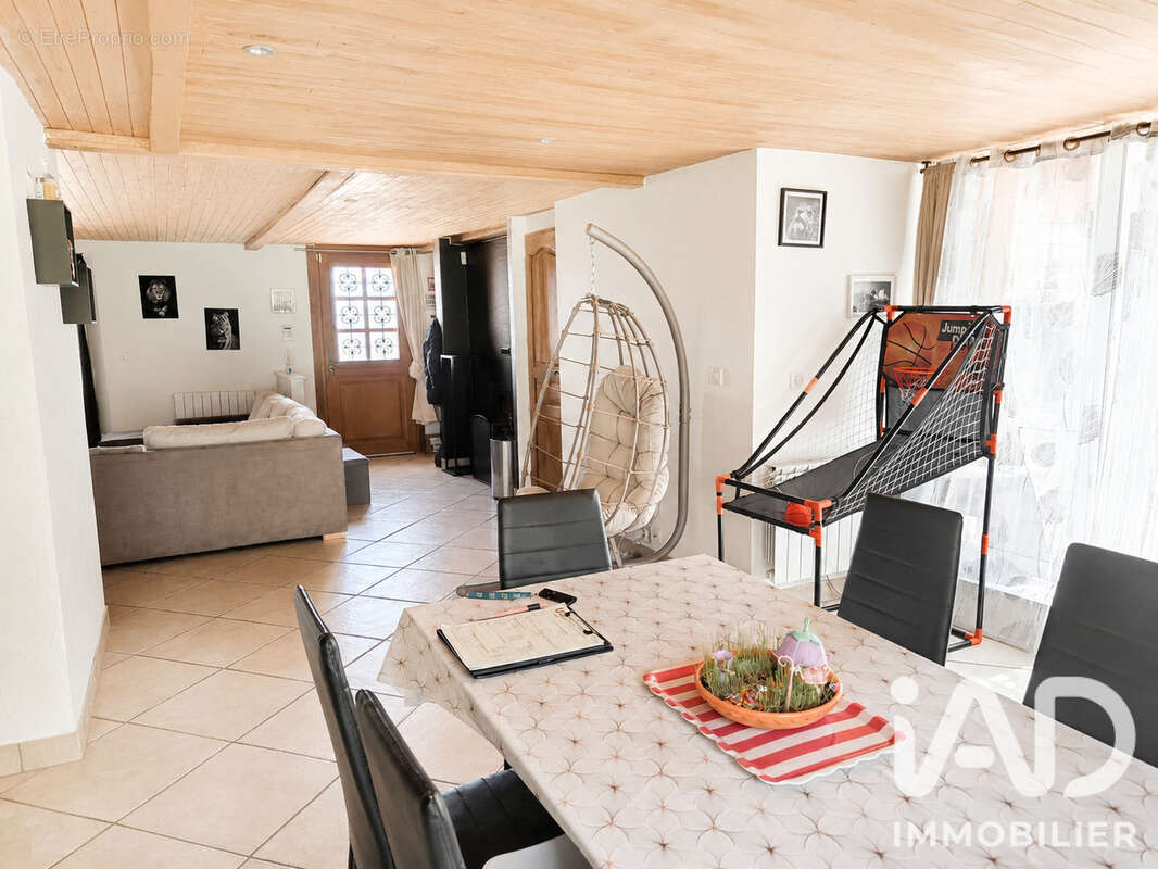 Maison 145 m² à Vernouillet  - photo 4