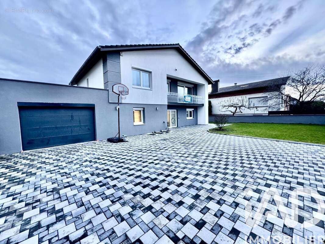 Photo 2 - Maison à WITTENHEIM