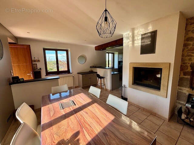 Maison à SAINT-FORGEUX