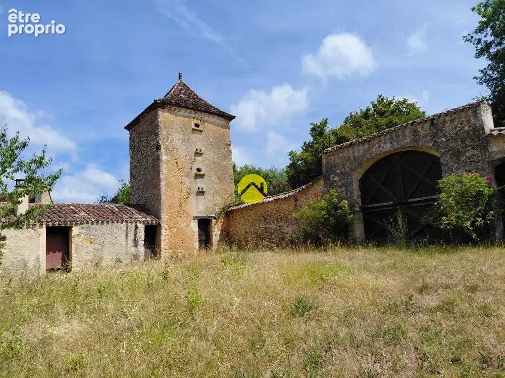 Photo Maison à Sainte-Alvere au prix de 545 000€