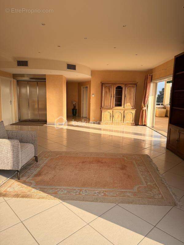 Appartement à ROMANS-SUR-ISERE