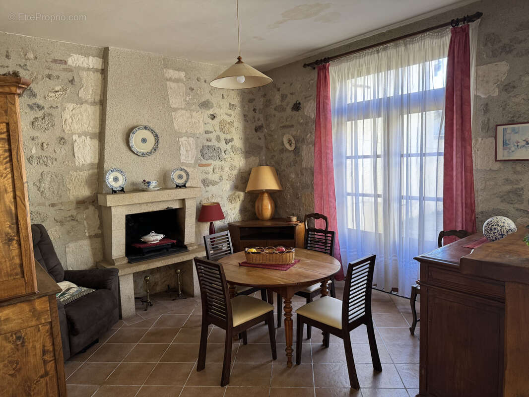 Maison à CASTELJALOUX