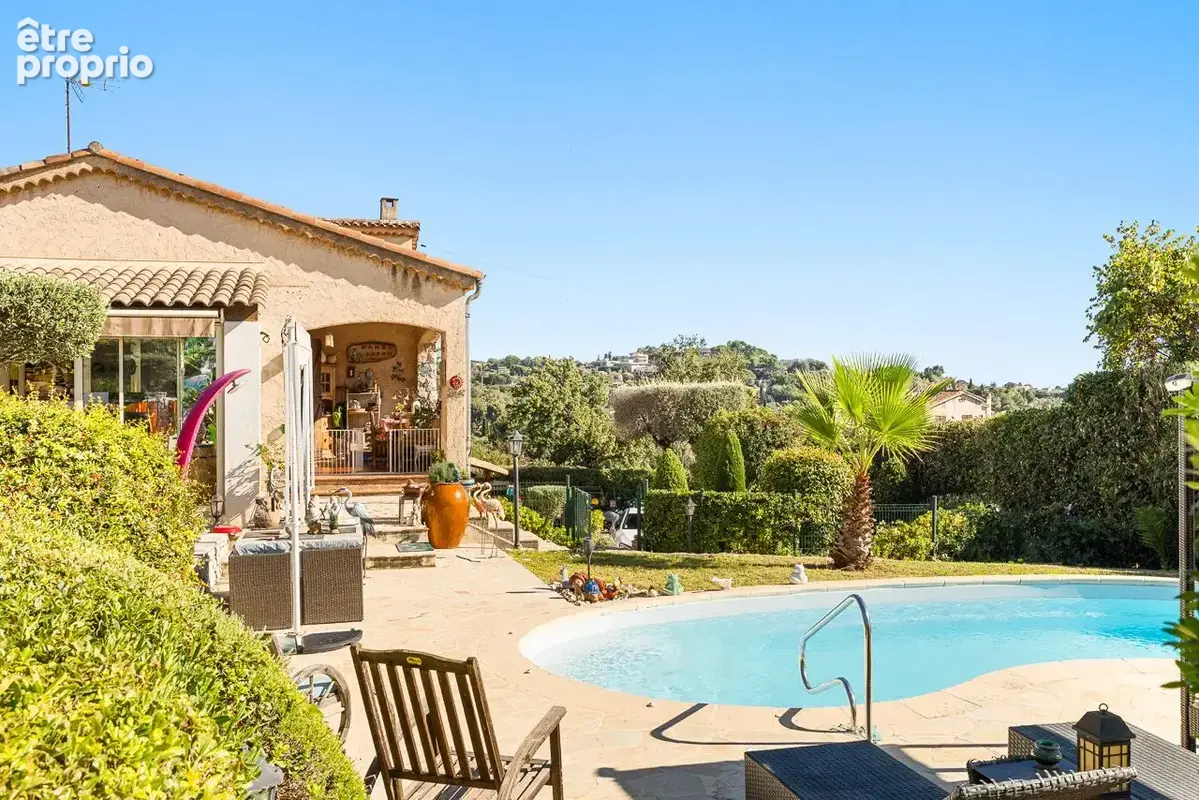 Maison 5 pièces 162 m² à vendre à La Colle-Sur-Loup (06480) - photo 1