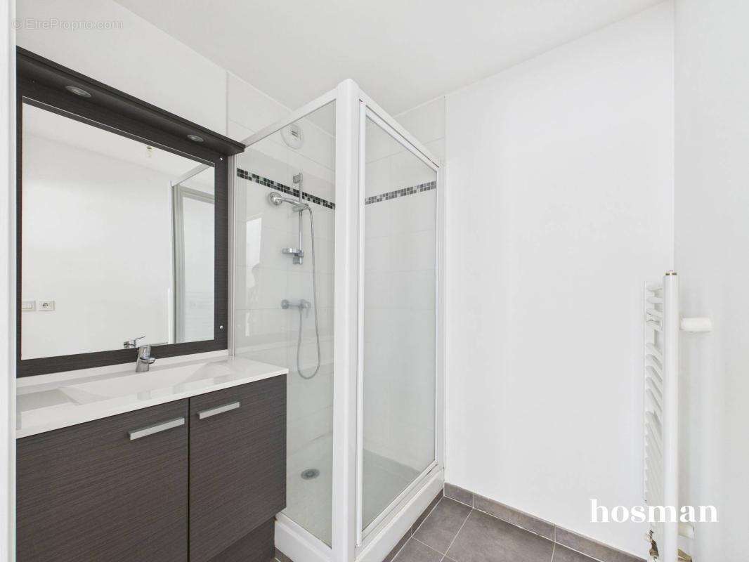 Superbe appartement T4 de 87 m² avec jardin privatif, double parking, Rue Hustin, Le Haillan - photo 17