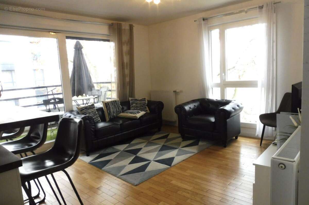 Appartement à COLOMBES