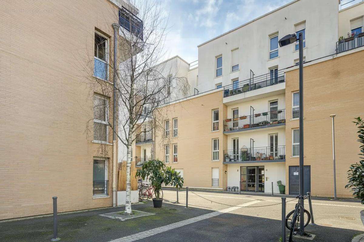 Appartement à SAINT-OUEN