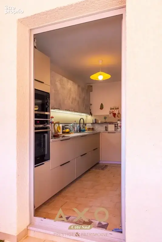 Aix-en-provence  quartier brunet  appartement t3 traversant de 72 m²  terrasse  vue panoramique  garage  stationnement  4 - photo 7
