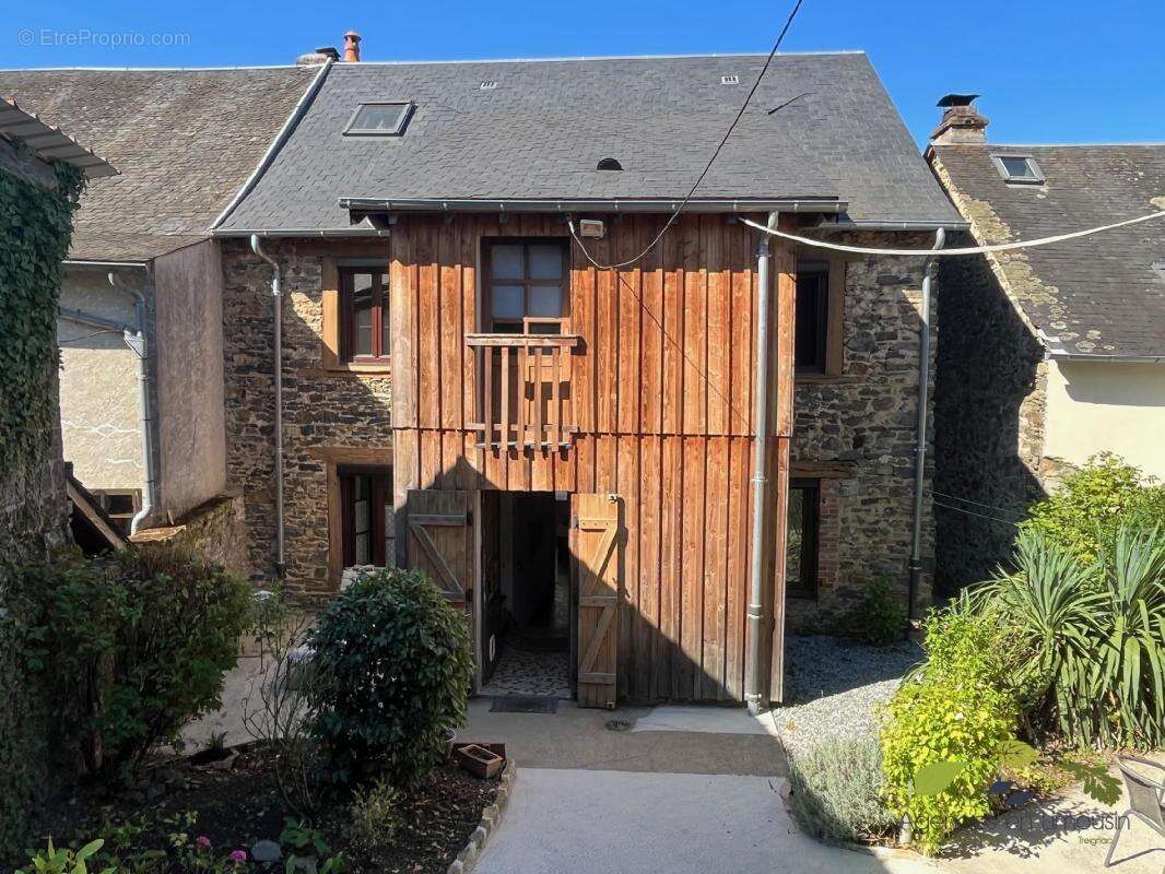 Maison à CHAMBOULIVE