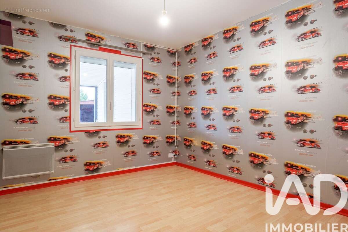 Maison 132 m² à Semblancay  - photo 7