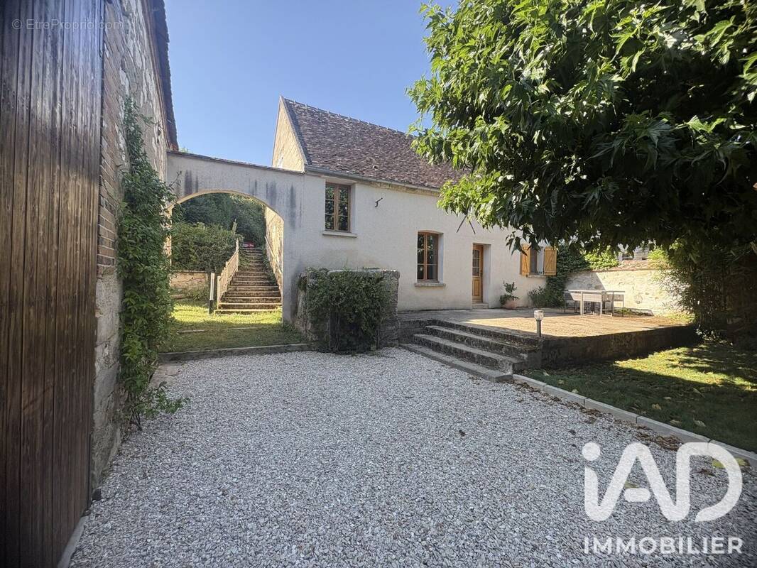 Photo 1 - Maison à MICHERY