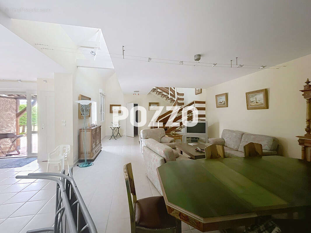 Maison à HAUTEVILLE-SUR-MER