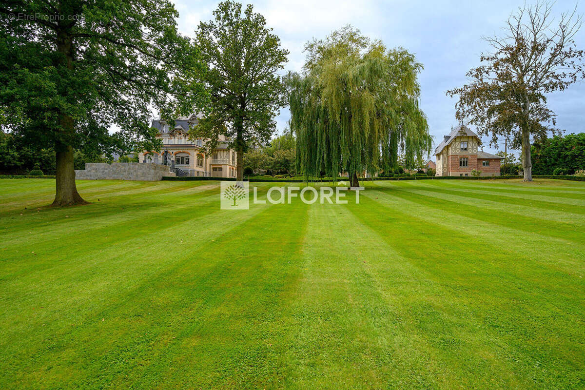 Château de la Fontaine - Maison 500 m2 - 1,8 Hectare - 6 chambres - photo 4