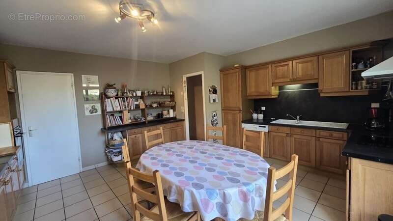 Maison à COURDIMANCHE