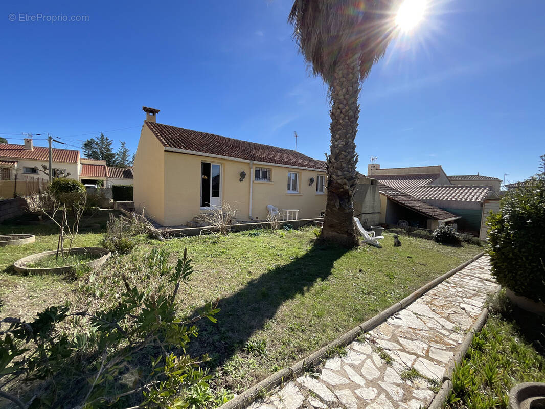 Villa de plain-pied avec annexe et grand jardin   Marseillan - photo 8