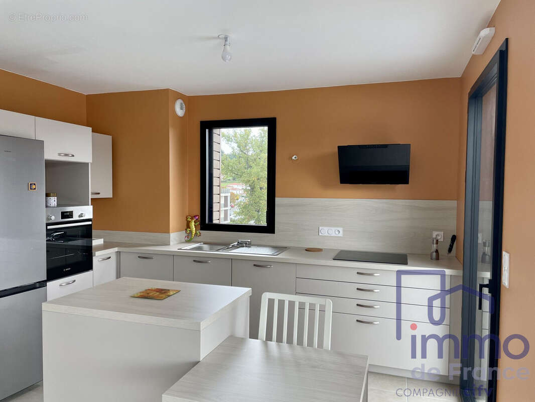 Appartement à LA TALAUDIERE