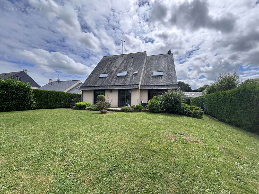 Maison d'architecte de 141m2 proche Centre-ville - photo 8