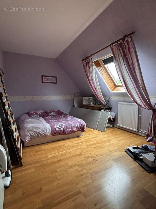 Maison à EZANVILLE
