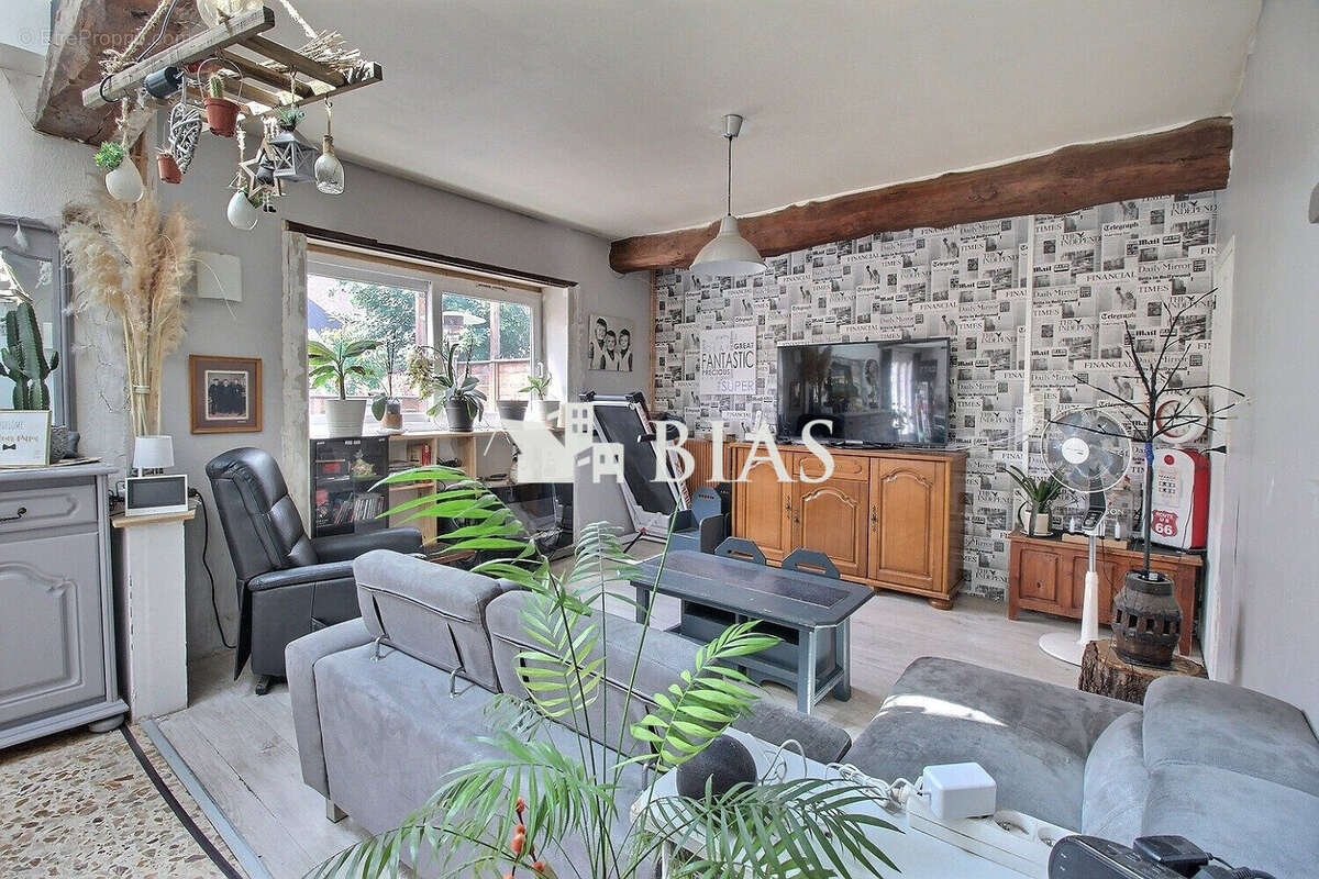 Maison à CRIQUEBEUF-SUR-SEINE