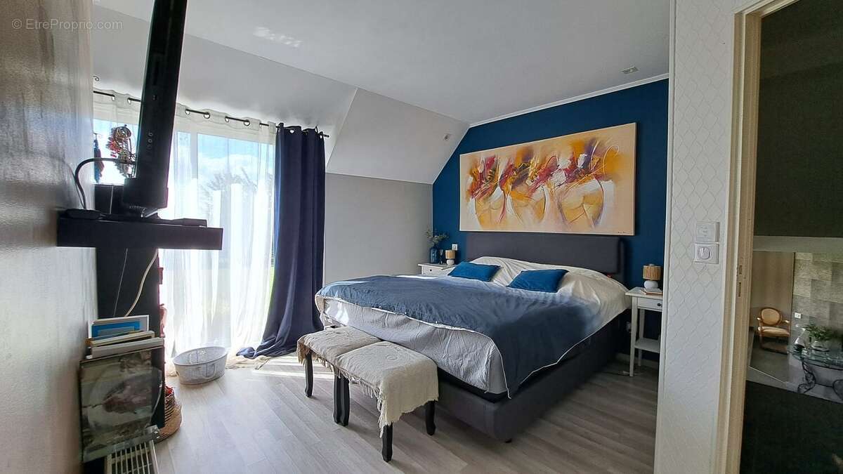 Maison à AILLY-LE-HAUT-CLOCHER