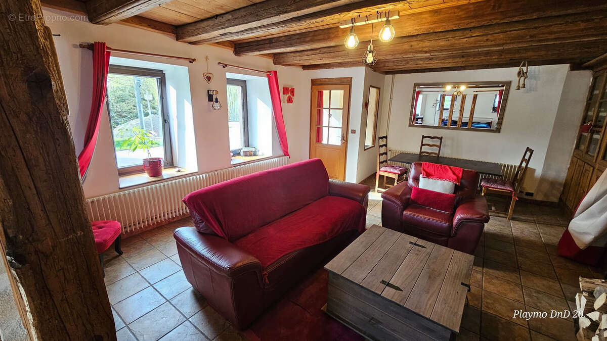 Champenay, commune de Plaine, spacieuse maison de caractère, rénovée, 192 m2, 4 chambres. - photo 15