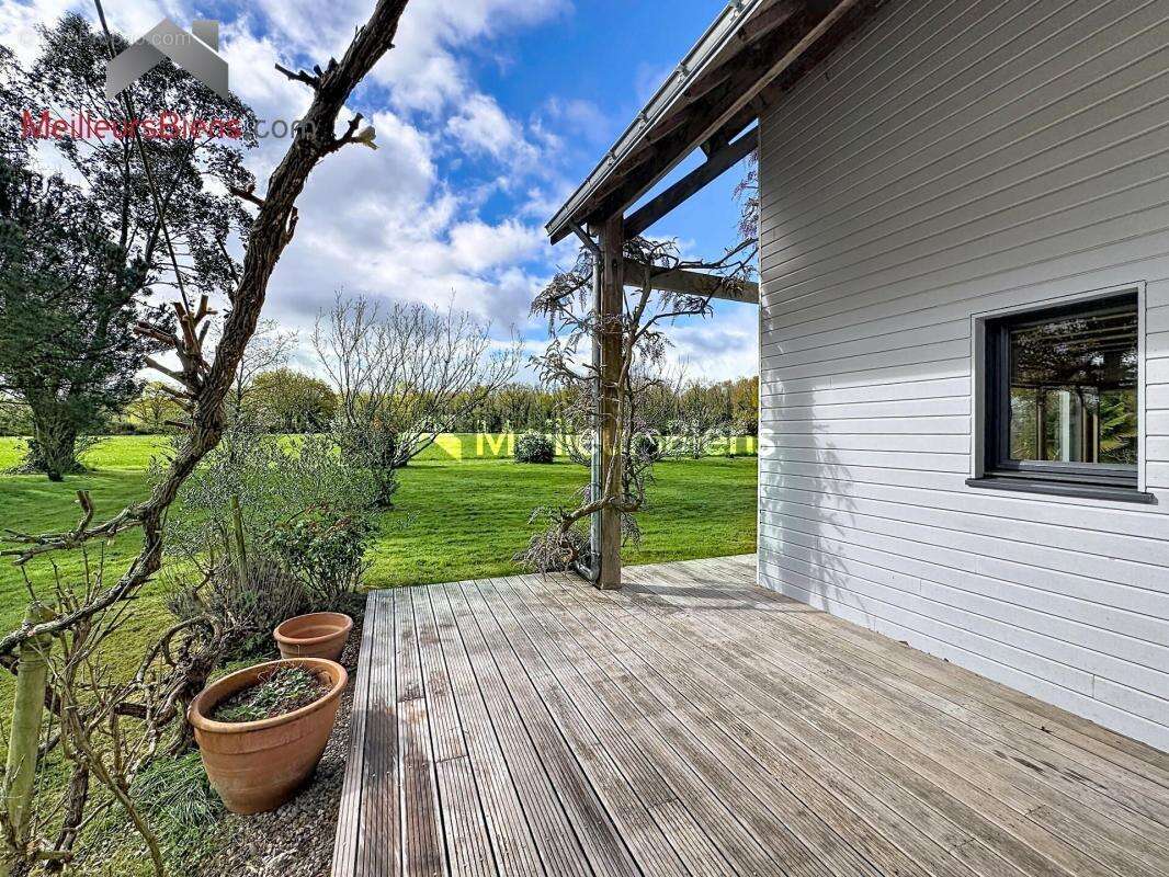 NOUVEAU PRIX ! St Molf Maison ossature bois de 253 m² avec parc arboré, géothermie et accès littoral - photo 4
