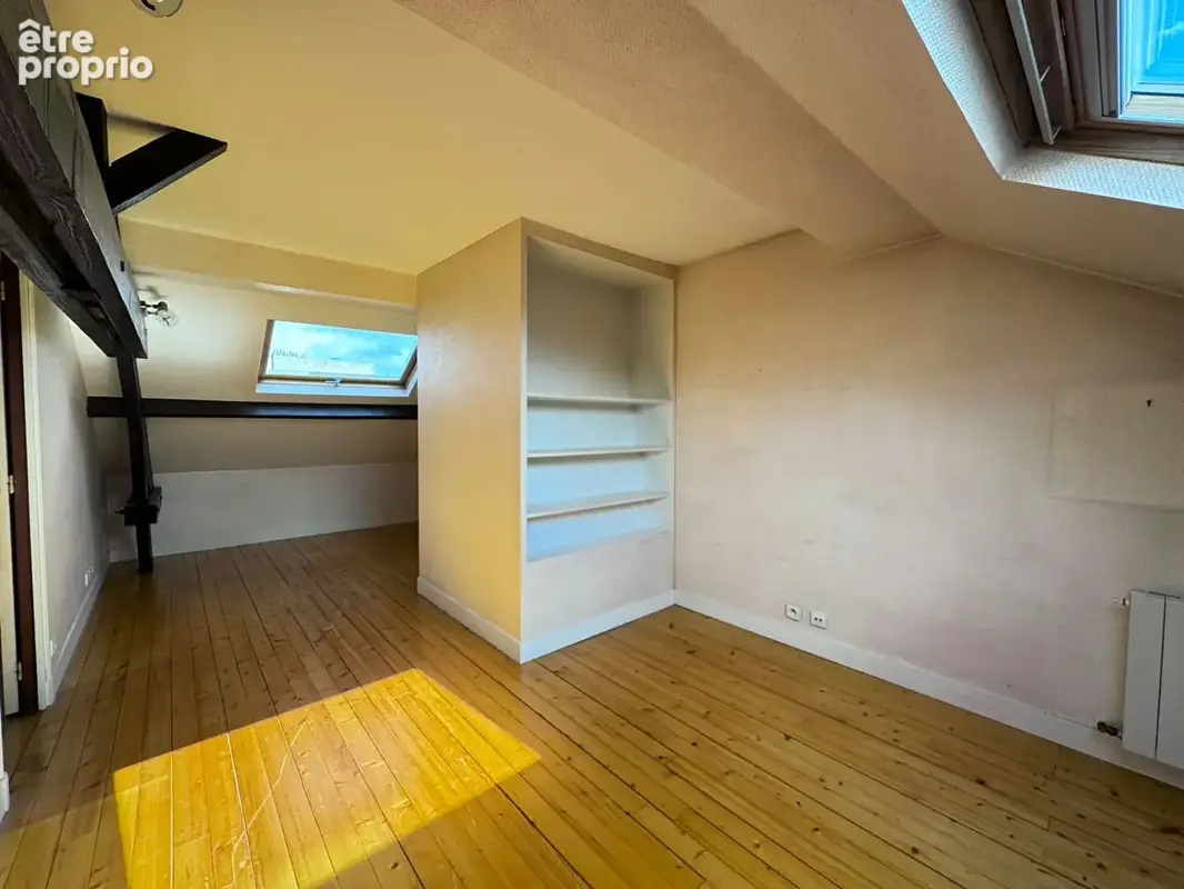Asnières duplex  de 145 m² au sol à moderniser - photo 8