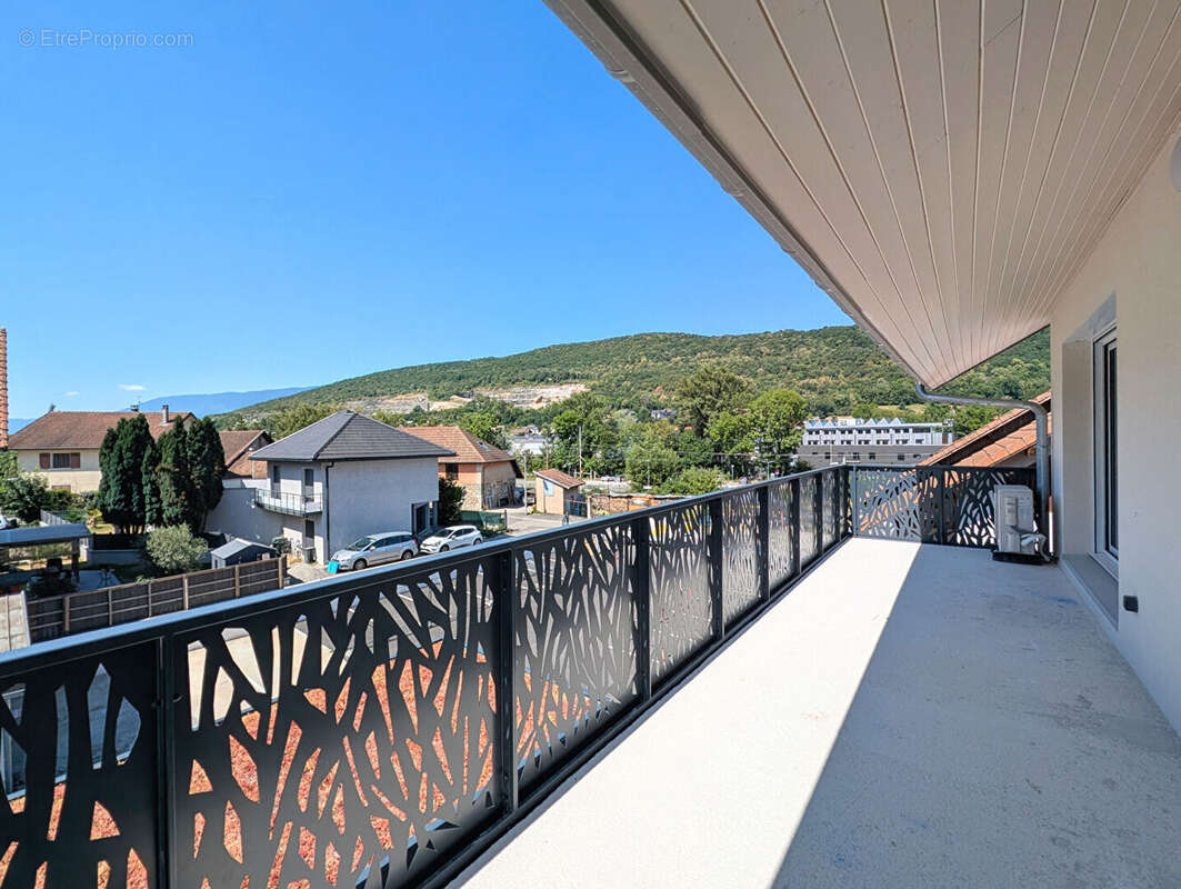 Appartement à GRESY-SUR-AIX